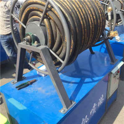 景德鎮(zhèn)工程塔機(jī)高壓噴霧噴淋 塔吊降塵與降溫的創(chuàng)新應(yīng)用